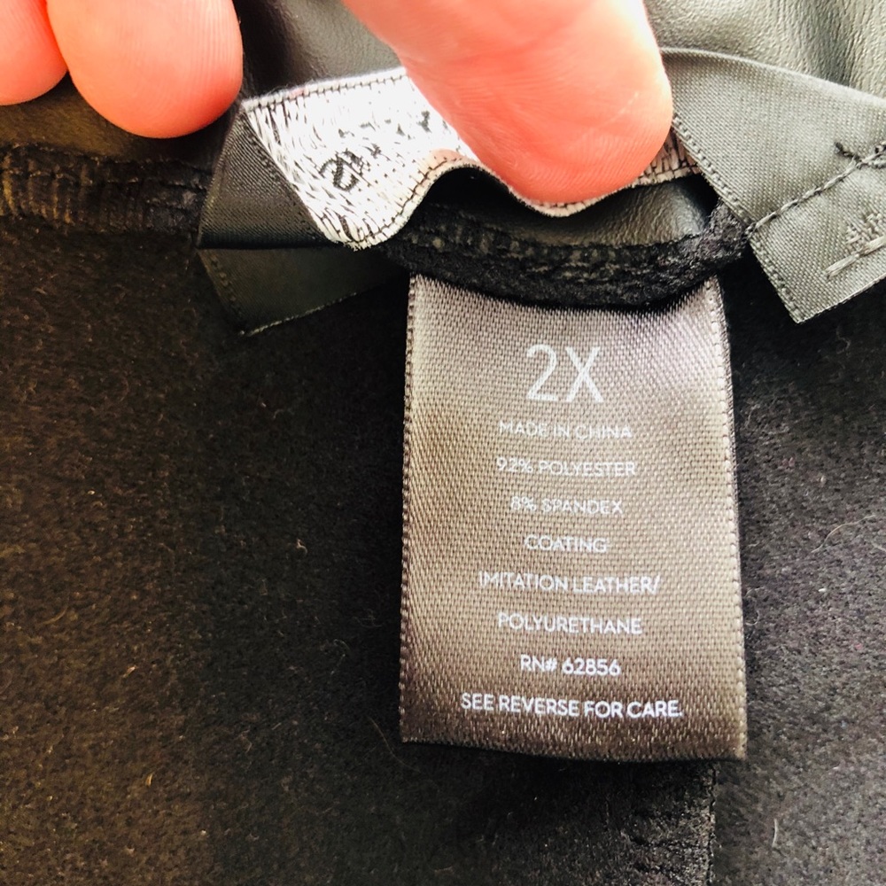 Simply Vera Wang faux leather pants - Picture 5 of 9